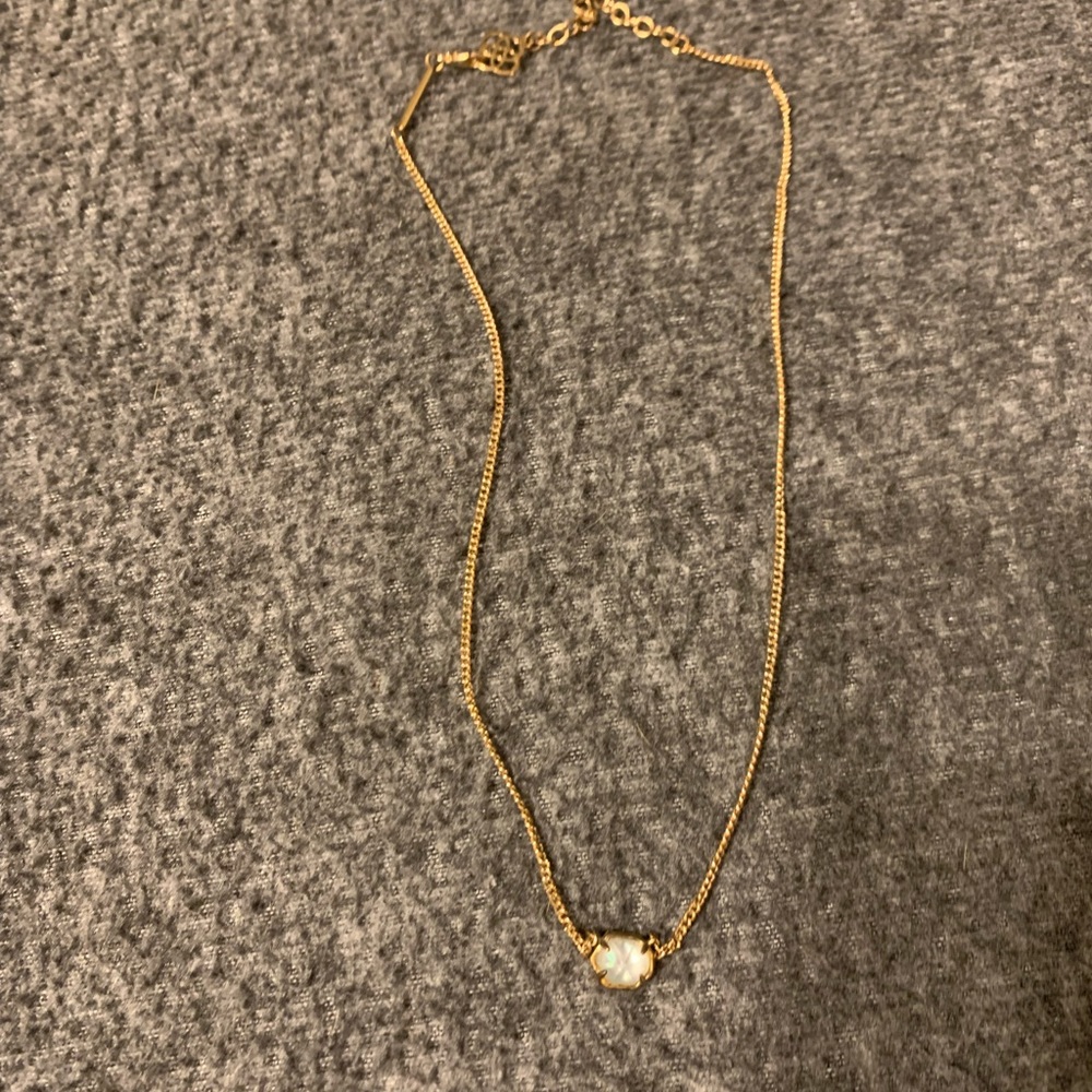 Kendra Scott white pendant necklace with gold chain